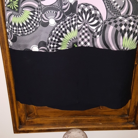 LOOKโฃ๏ธVERSACE Dress. Absolutely gorgeous! Size 42 US size 6 or medium. NEW! - Picture 5 of 7